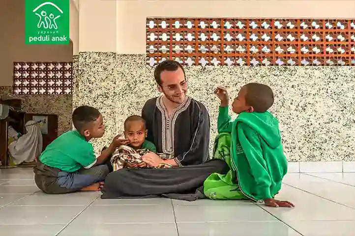 Campaign Image